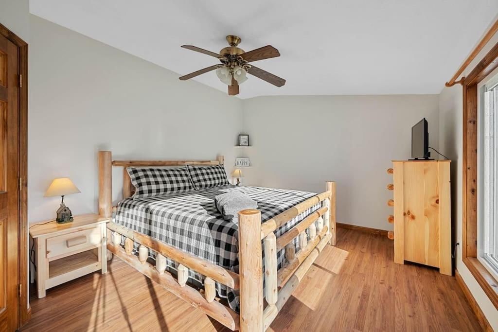 Dog Friendly! Views! Hot Tub! Close To Pf! Gsmnp Sevierville Εξωτερικό φωτογραφία